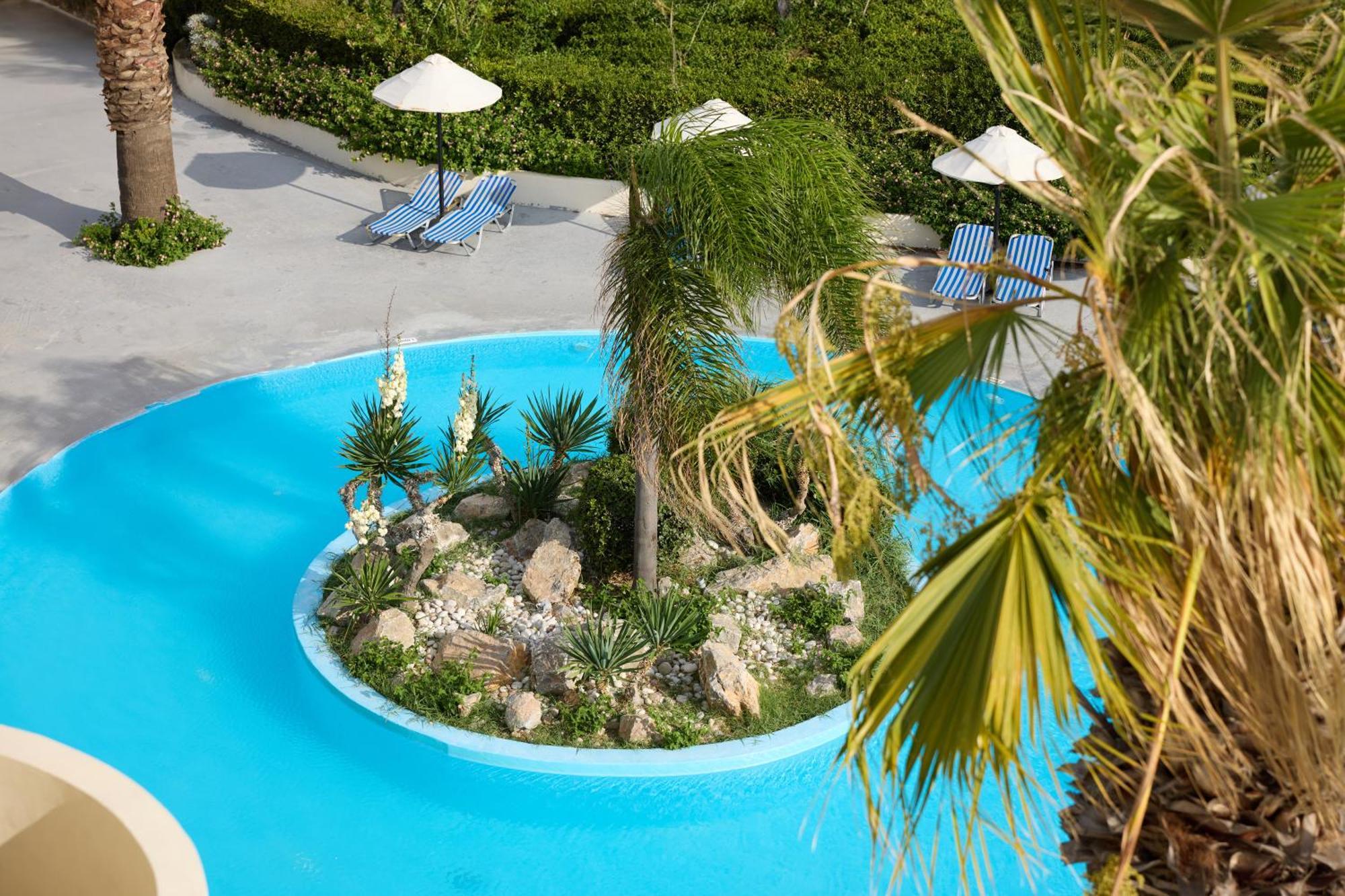 Blue Bay Beach Resort Ialysos  Buitenkant foto