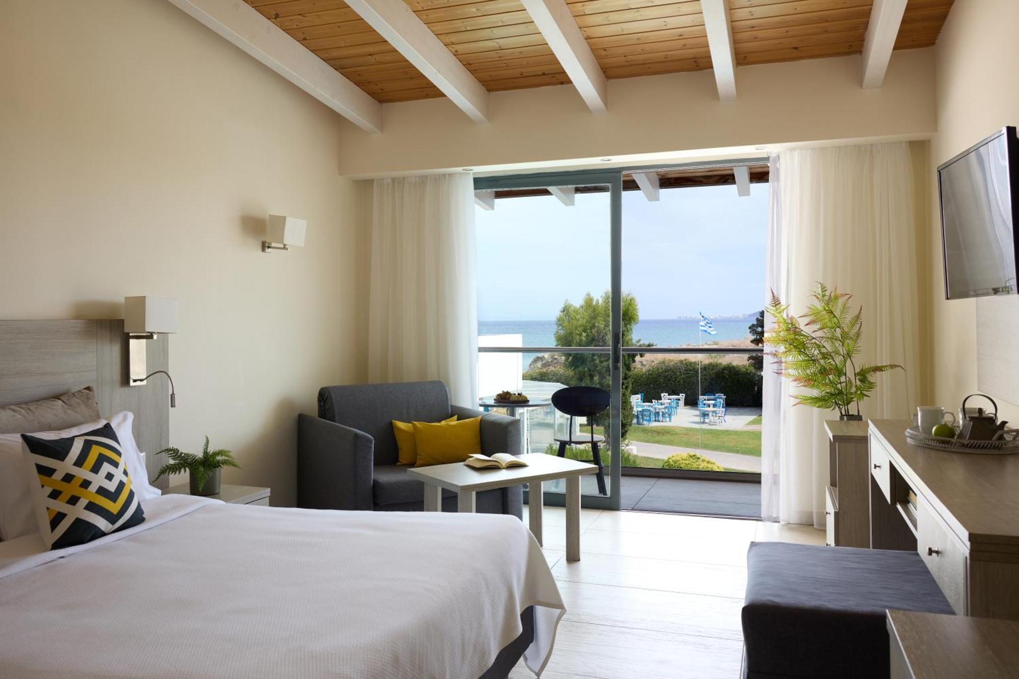 Blue Bay Beach Resort Ialysos  Buitenkant foto